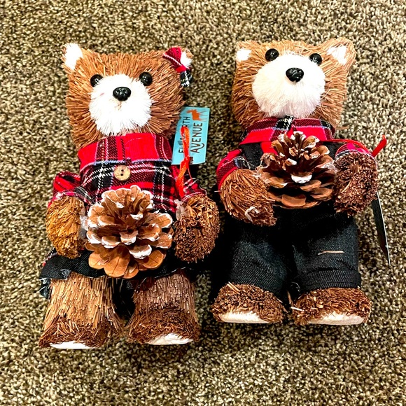 Ellsworth Avenue Vintage Christmas Decor Straw Bear Set- Boy and Girl Set - Picture 1 of 5